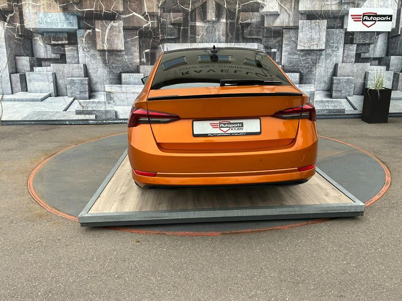 Škoda Octavia (2022) 1.5TSi,110KW,VYHŘ.SEDADLA,TEMP - fotka 7 z 21