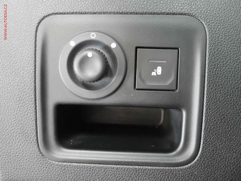 Dacia Duster (2018) 1.6 SCe, ČR, Access - fotka 19 z 22