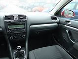 Volkswagen Golf (2010) 1.6 TDI, po STK, rezervace - náhled 8