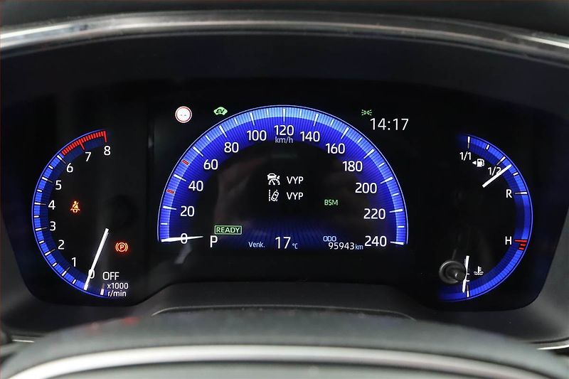Toyota Corolla (2021) GR Sport 2.0 Hybrid - fotka 8 z 19