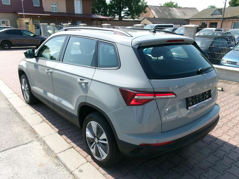 Škoda Karoq (2023) 2,0TDI DSG ACC BT  - fotka 6 z 28