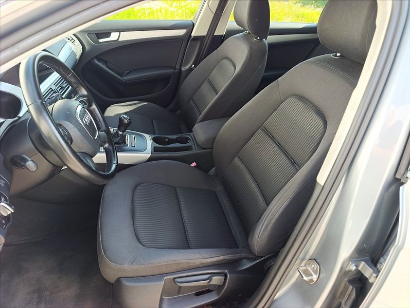 Audi A4 Avant 2,0 TDi Quattro Aut. Kli - fotka 14 z 30