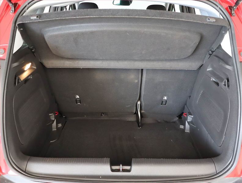 Opel Crossland X (2024) 1.2 Turbo, ČR,1.maj - fotka 13 z 20