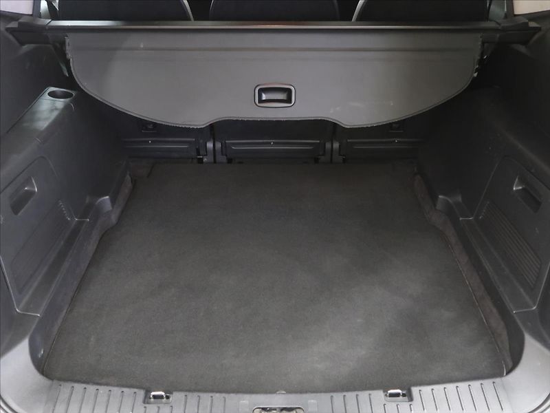 Ford S-MAX 2,0 TDCi 96KW AT Titanium - fotka 8 z 31