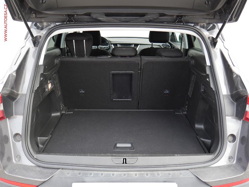 Opel Grandland X (2019) 1.2PT, 1.maj,ČR, navi, autoAC - fotka 7 z 17