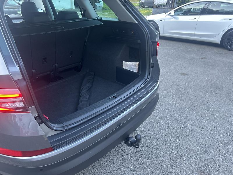 Škoda Kodiaq 2,0TDi,110kw,DSG,19ALU  - fotka 48 z 51