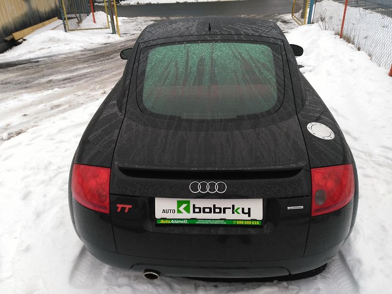 Audi TT 1,8 Turbo Quattro - fotka 30 z 31