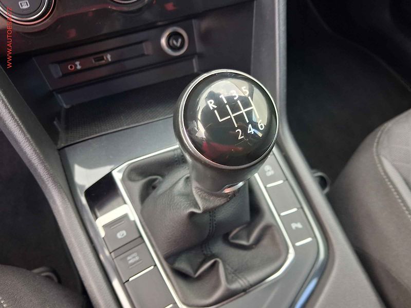 Volkswagen Tiguan (2017) 1.4 TSi, Comfortline, Webasto - fotka 14 z 17