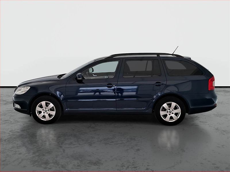 Škoda Octavia (2012) Ambition 1.6 TDI, Tempomat - fotka 3 z 16