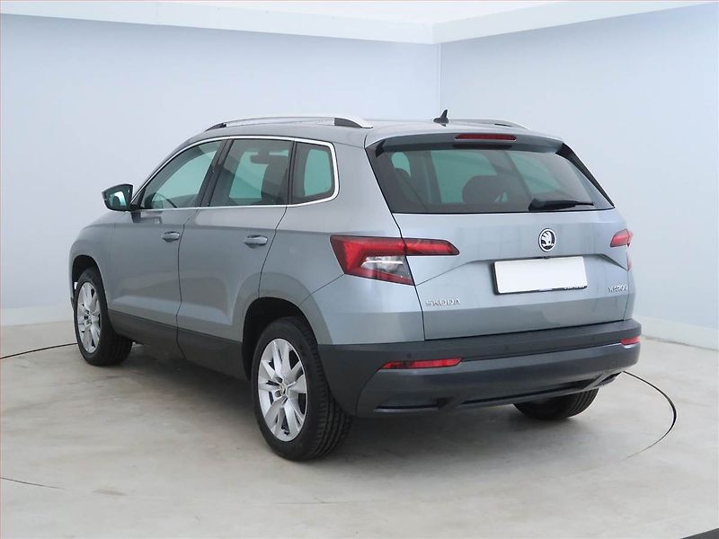 Škoda Karoq (2018) Ambition Plus 1.5 TSI, Automat - fotka 4 z 16