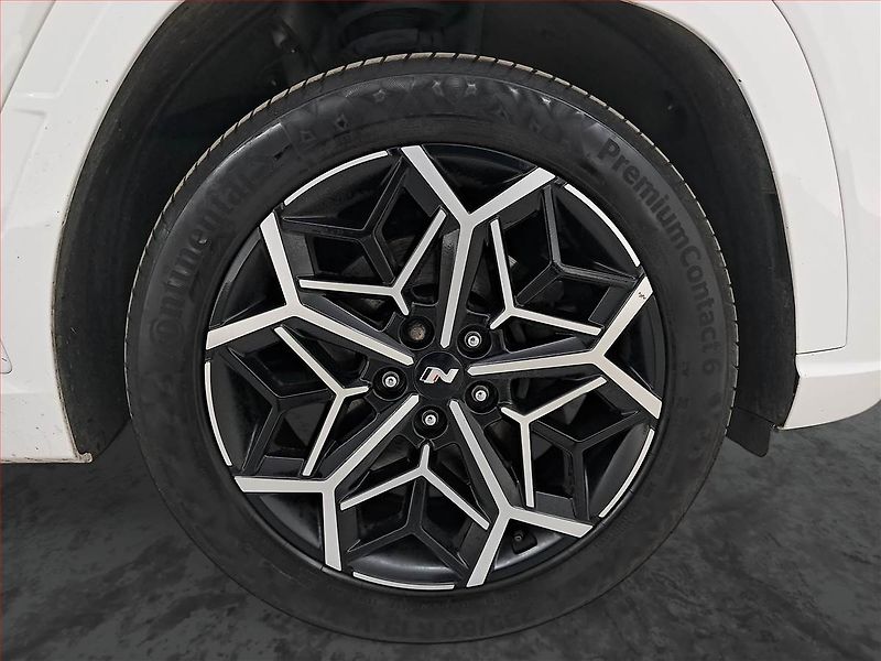 Hyundai Tucson (2023) N-Line 1.6 T-GDI - fotka 15 z 20
