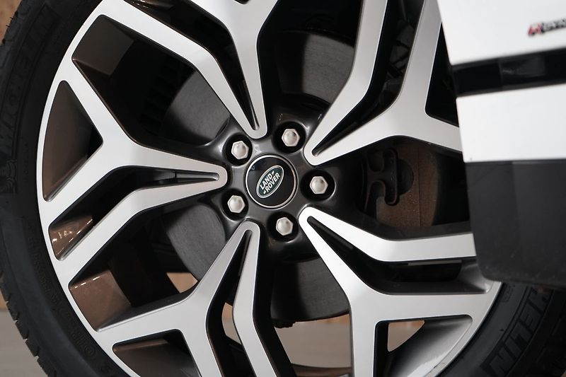 Land Rover Range Rover Velar R-Dynamic HSE, Masáž, Vzduch - fotka 13 z 46