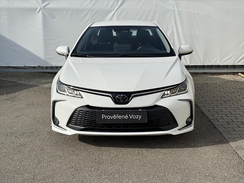 Toyota Corolla 1,5 Comfort, Automat - fotka 2 z 17