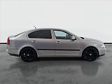 Škoda Octavia (2012) 1.6, Serv.kniha, po STK - náhled 6