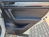 Volkswagen Touareg (2015) 4.2TDI 250kW R-LINE -ČR - náhled 31