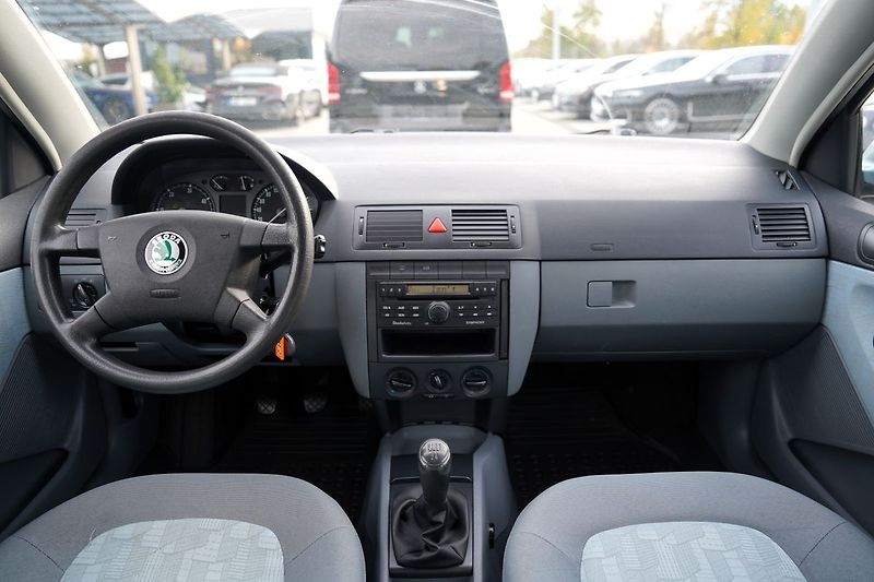 Škoda Fabia 1.9 TDI,100 PS/klima/alarm - fotka 21 z 34
