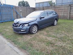 Škoda Octavia 2,0 TDI DSG serviska 2x klíč - fotografie inzerátu