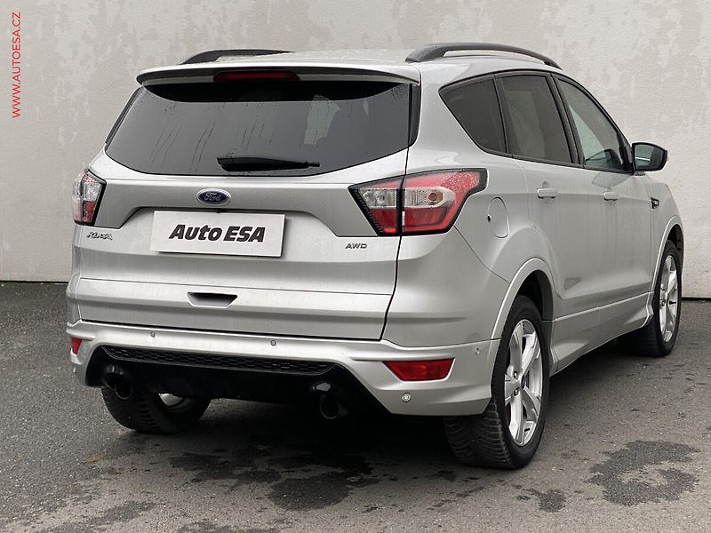 Ford Kuga (2019) 1.5EB AWD, ST-Line, AT - fotka 4 z 19