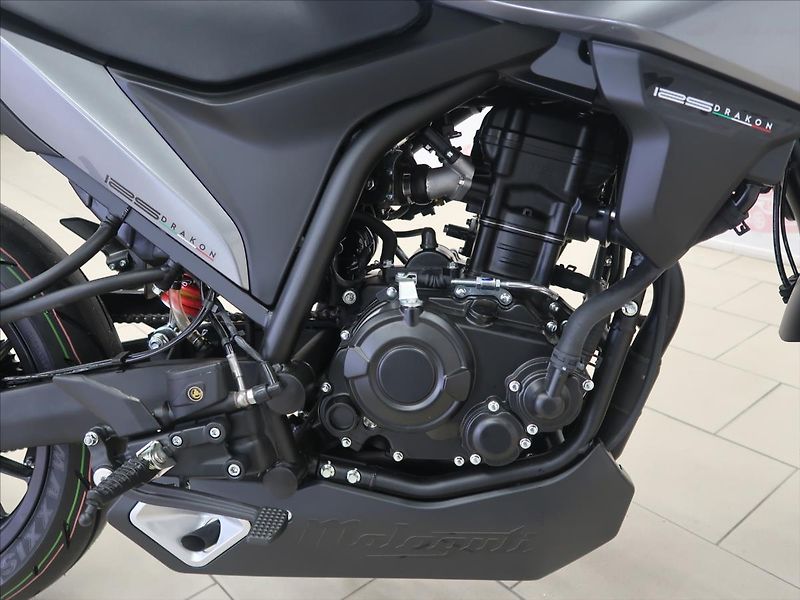 Malaguti (2026) DRAKON 125 ABS SPIRITO GREY - fotka 9 z 17