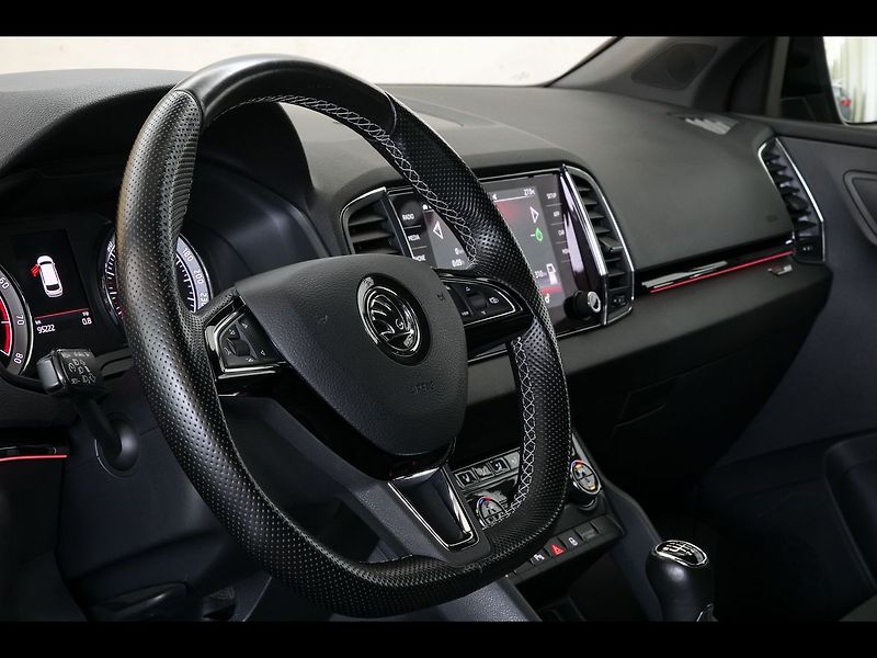 Škoda Karoq 1.5TSI 110kW Sportline Tažné - fotka 16 z 36