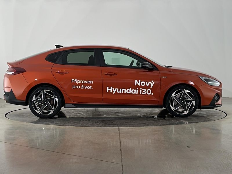 Hyundai i30 (2024) N Line Premium - fotka 16 z 28