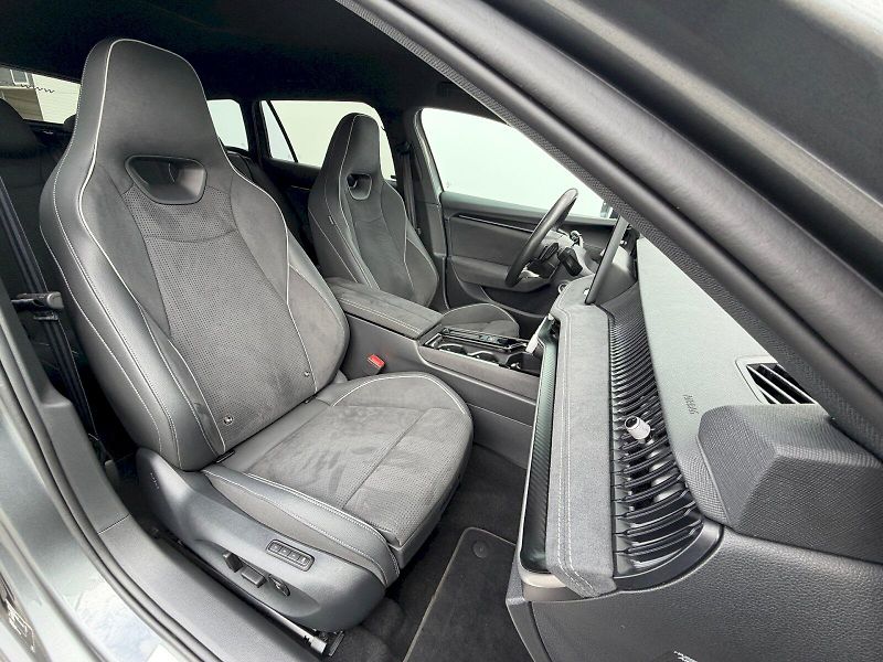 Škoda Superb (2025) 2.0 TDI 142kW 4x4 SportLine,2x - fotka 29 z 35