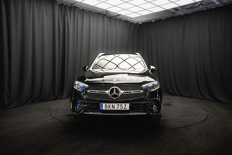 Mercedes-Benz GLC 300 de 4M AMG Distronic DIGI - fotka 2 z 21