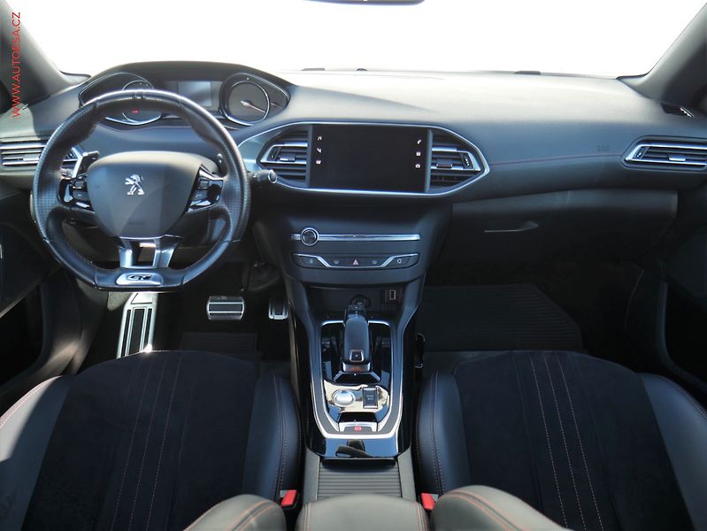 Peugeot 308 (2019) 2.0 HDi, ČR, GT, AT, navi - fotka 8 z 20
