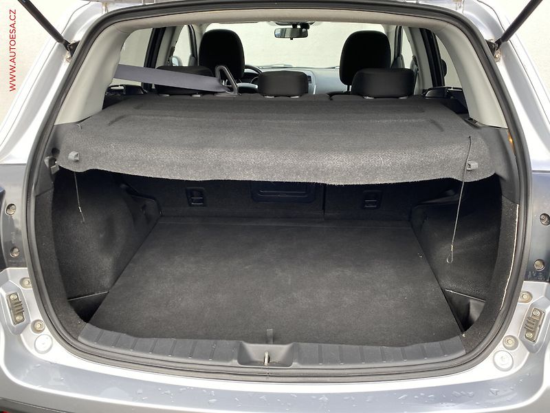 Mitsubishi ASX (2012) 1.8 DI-D, Panor, xenon - fotka 7 z 18