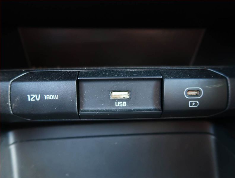 Kia Ceed (2023) Spin 1.0 T-GDI, SPIN, DPH - fotka 20 z 20