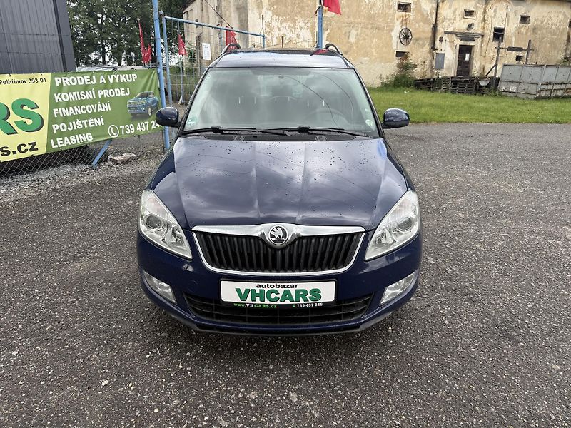 Škoda Roomster 1,2TSI AUT. KLIMATIZACE - fotka 2 z 21