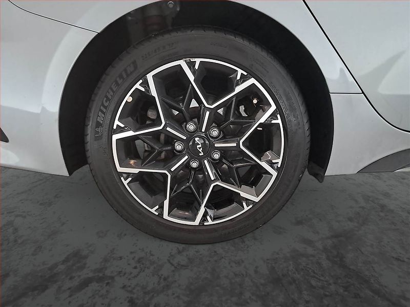Kia Pro_Ceed (2023) GT-Line 1.5 T-GDI - fotka 15 z 20