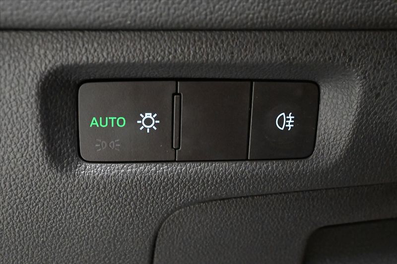 Škoda Octavia 2,0 TDI 110 KW DSG TAŽNÉ Záruk - fotka 25 z 31