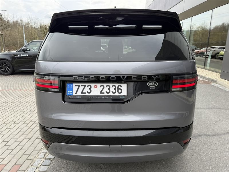Land Rover Discovery 3,0 R-DYNAMIC SE D300 - fotka 8 z 26
