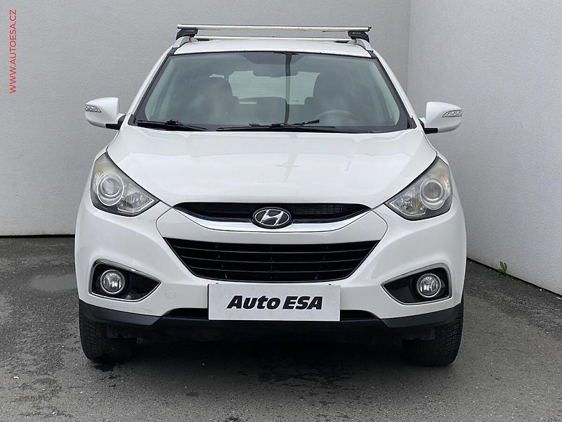 Hyundai ix35 (2011) 1.6 GDi, ČR, AC, park.čidla - fotka 2 z 17