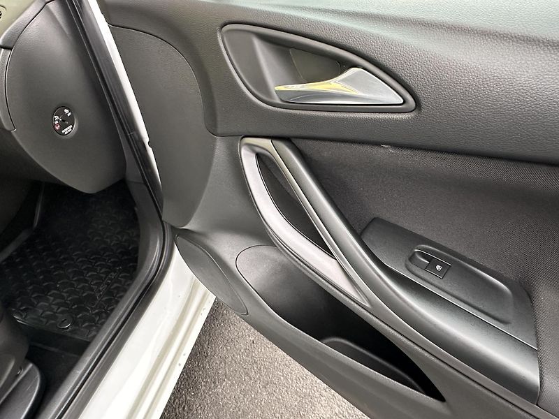 Opel Astra (2016) KOMBI 1.0/77kW 2.Maj. * TZ  - fotka 21 z 32