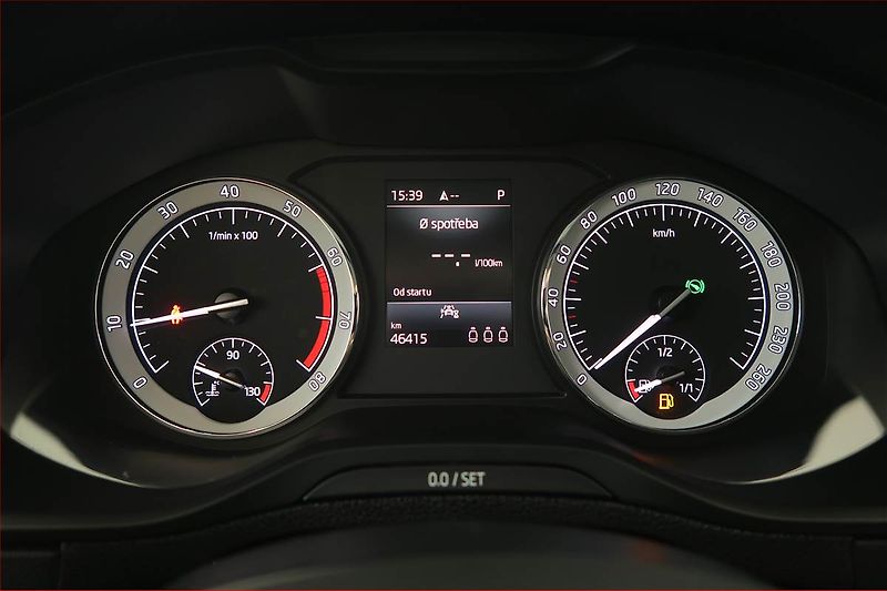 Škoda Karoq (2021) 1.5 TSI - fotka 11 z 18