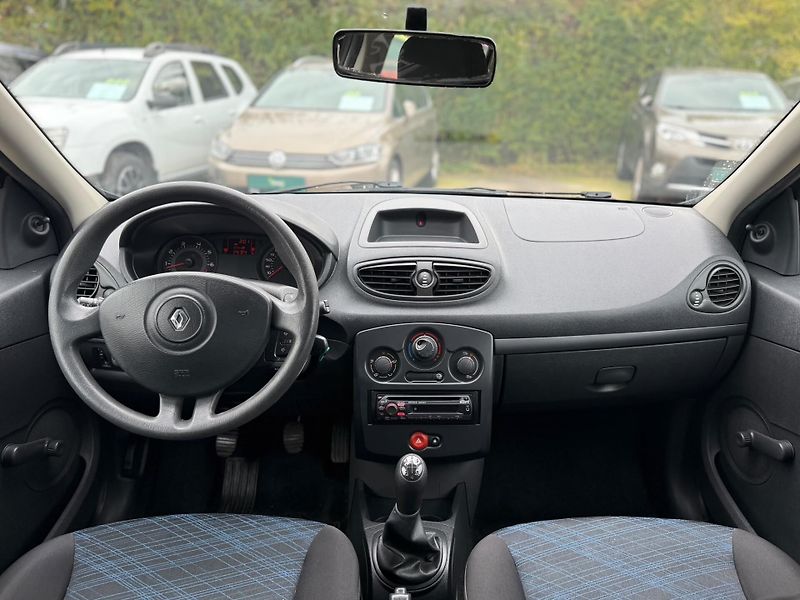 Renault Clio - fotka 5 z 9