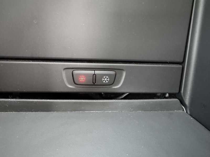 Audi S8 S8+ 445 KW-KERAMIKY-LED-R21 - fotka 43 z 48