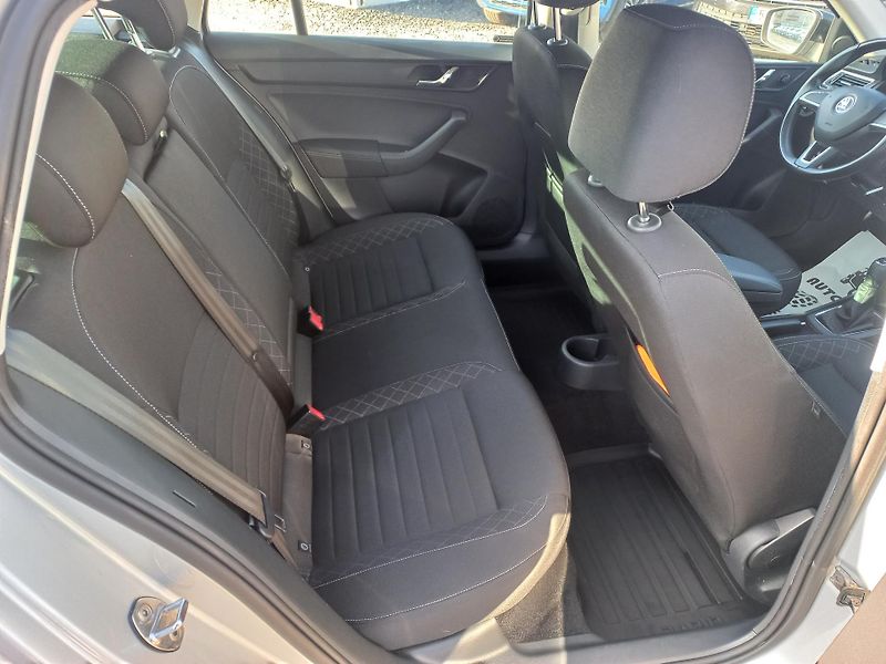 Škoda Rapid (2016) 1.4TDi 66kW ČR DPH - fotka 13 z 18