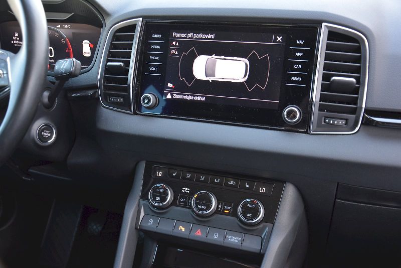 Škoda Karoq (2023) 1.0 TSI 81 KW Style - fotka 20 z 26