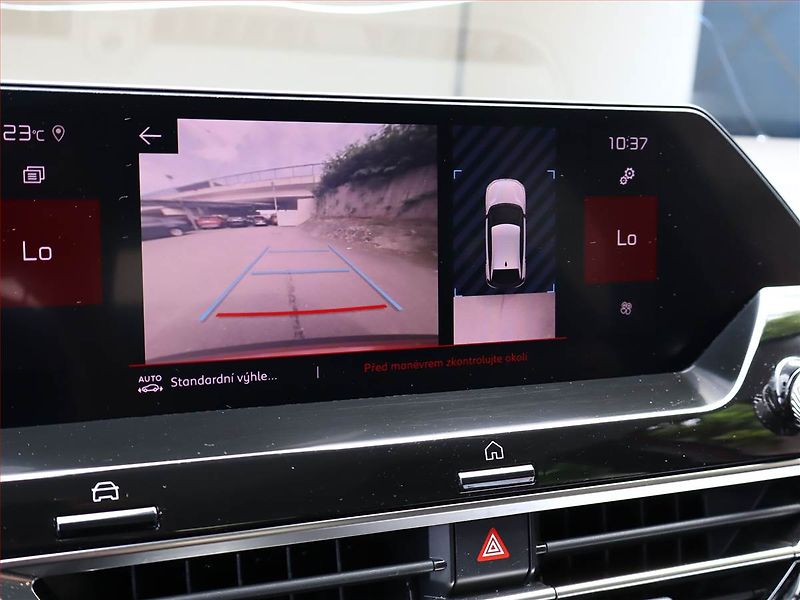 Citroën C4 (2021) Feel 1.2 PureTech, ČR,1.maj - fotka 13 z 15