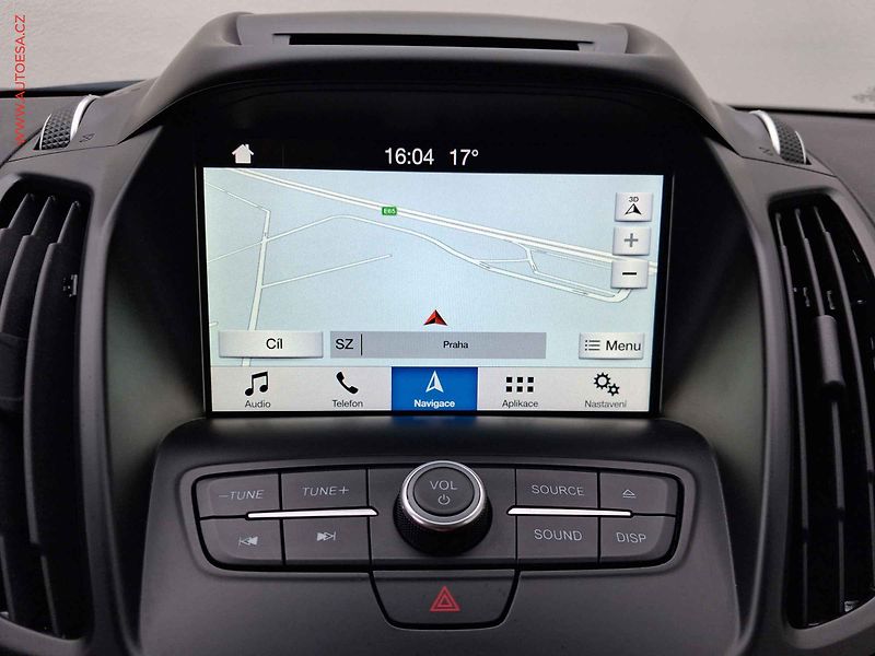 Ford Kuga (2018) 1.5EB, AC, výhřev sed. - fotka 16 z 17