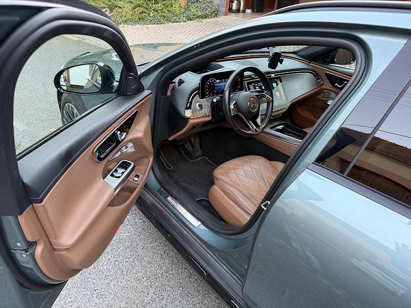 Mercedes-Benz Třídy E (2024) Mercedes-Benz E 450 4MATIC - fotka 8 z 15