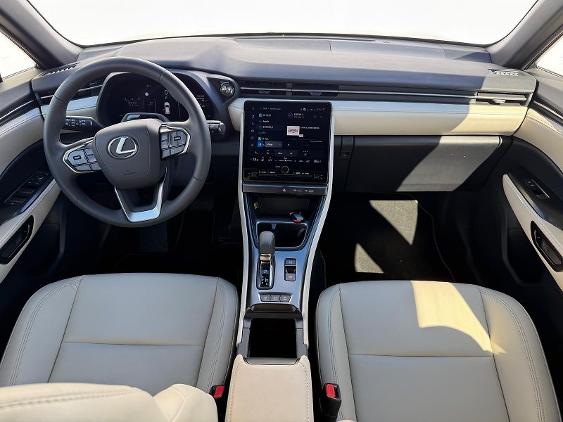 Lexus LBX 1.5 HSD e-CVT Elegant Tech - fotka 5 z 28
