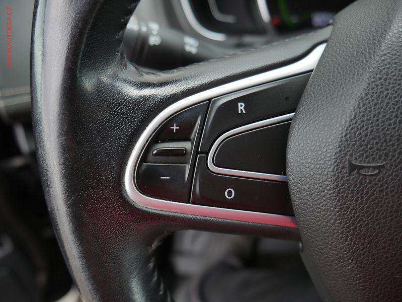 Renault Scénic (2019) 1.8dCi, ČR, Navi, AC - fotka 12 z 23