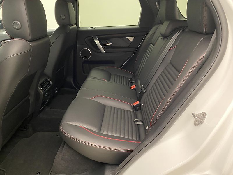Land Rover Discovery Sport P200 R-DYNAMIC SE AWD AUT - fotka 5 z 47