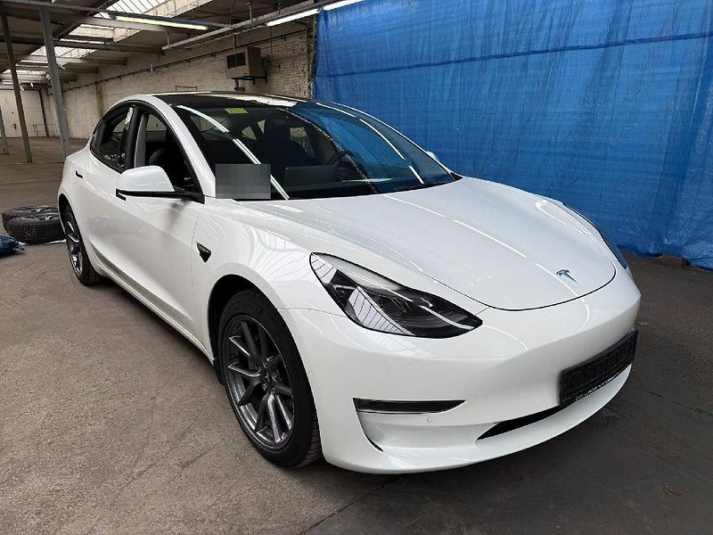 Tesla Model 3 (2022) AWD Long Range    PŘIPRAVUJEME - fotka 5 z 8