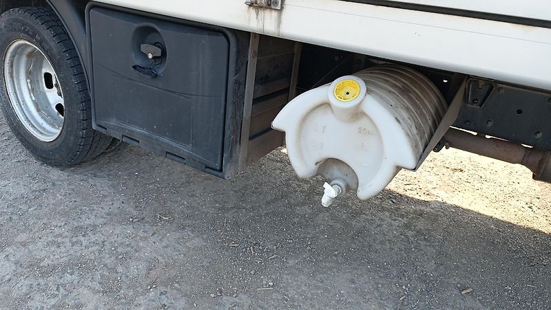 Iveco Daily 35C18 3,0D valník,plachta,čelo - fotka 11 z 20