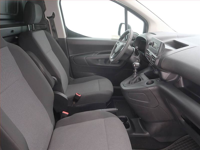 Opel Combo (2023) 1.5 CDTI, ČR, DPH - fotka 9 z 15